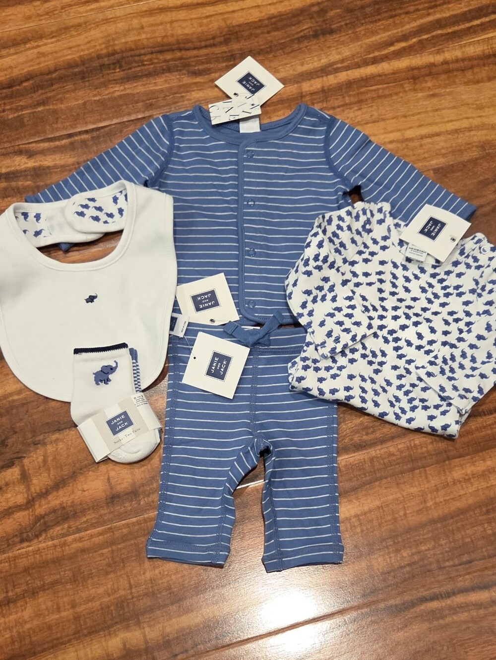 Janie and Jack NWT Newborn Blue Striped Top, Pants, Bodysuit, Bib & Socks (2)